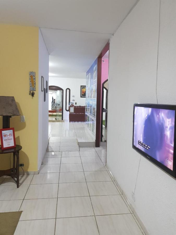 Hostel Praia Centro Itanhaem Exterior photo